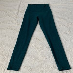 Cleo womens leggings. Green, size small.